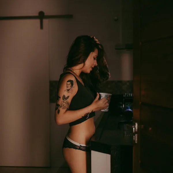 OnlyFans After Dark: Creators Spill Their Wildest Late-Night Stories